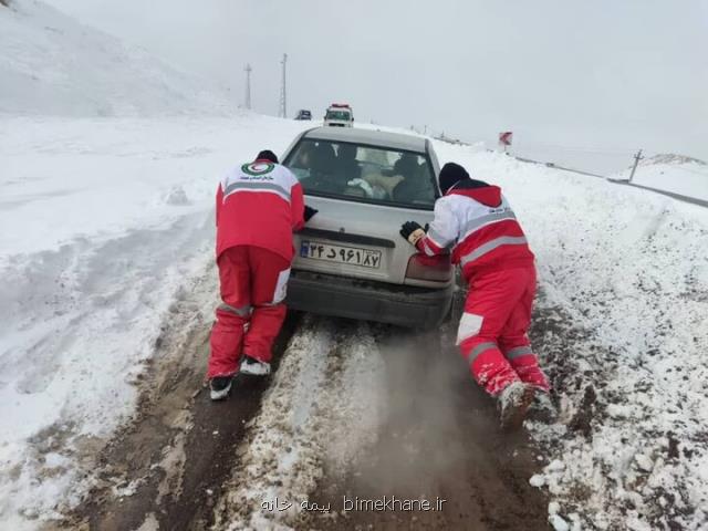 محور شهمیرزاد به کیاسر به علل بارندگی برف مسدود شد